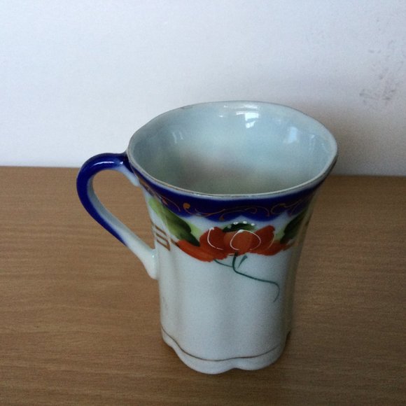 Vintage hand painted porcelain tea coffee cup cobalt blue red flower - Picture 3 of 7